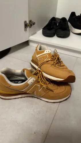 Tênis new balance 42