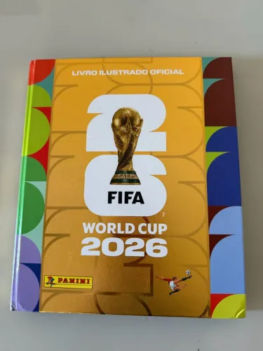 Álbum 2026 completo e com as 120 atualizações incluindo Neymar + CR7 Ouro original