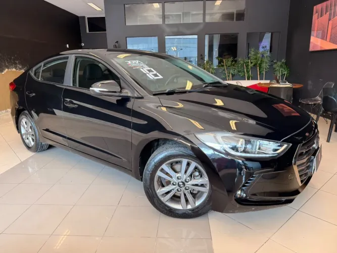 Hyundai Elantra 2.0 16V Flex Aut. 2018