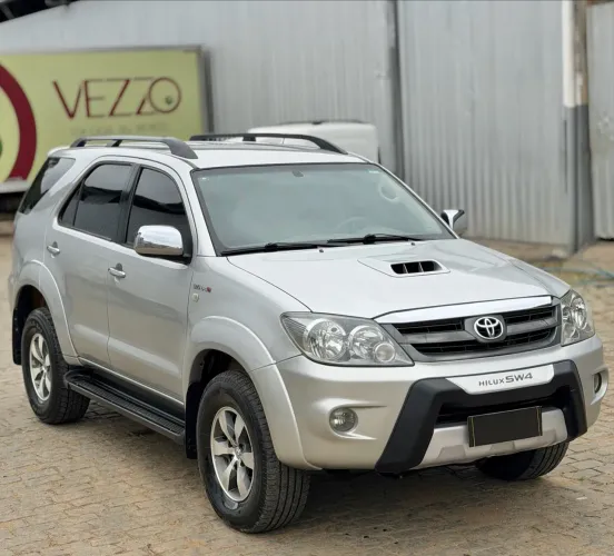 Toyota Hilux SW4 SRV D4-d 4X4 3.0 TDI Dies. AUT 2006