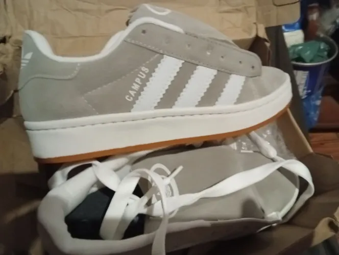 Tenis