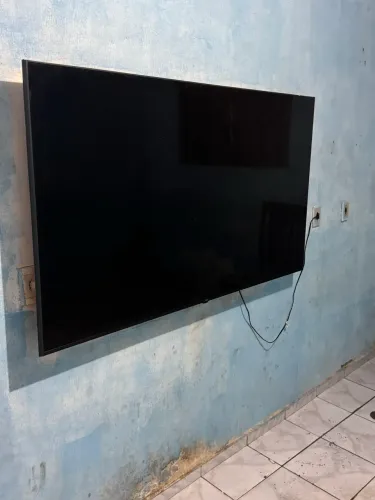 Venda-se tv 65 polegadas