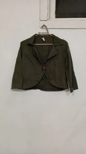 Casaquinho bolero P Cor verde militar