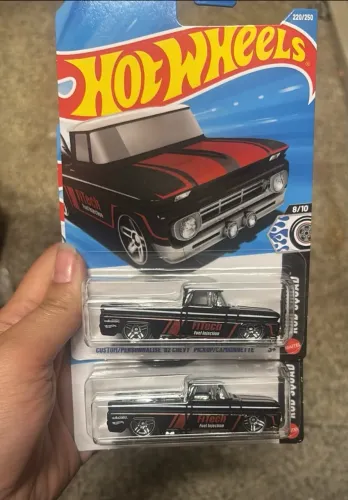3 unidades Chevy hot Wheels