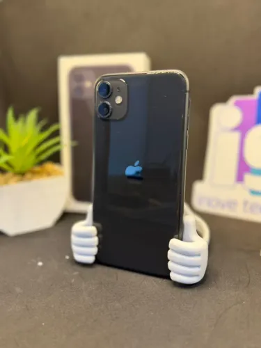 Phone 11 Preto 128GB 81% saúde da bateria Com caixa Face ID não funciona Seminovo