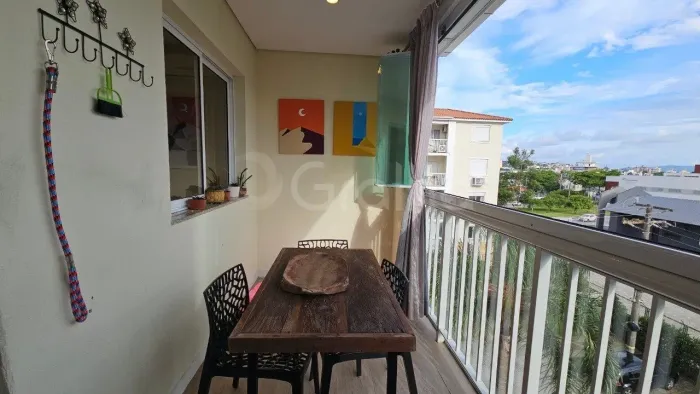 Apartamento para Venda em Florianópolis, Capoeiras, 3 dormitórios, 1 suíte, 2 banheiros, 1