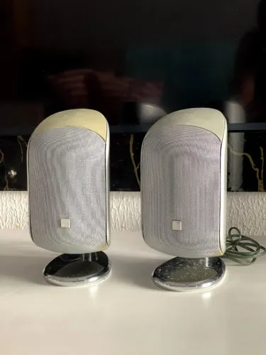 Par Caixas Bowers Wilkins B&w M1