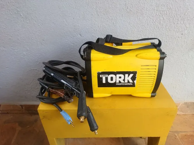 Máquina inverssora de solda tork 110w 130amp
