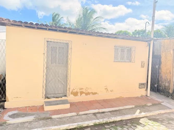 Venda casa parque dos coqueiros