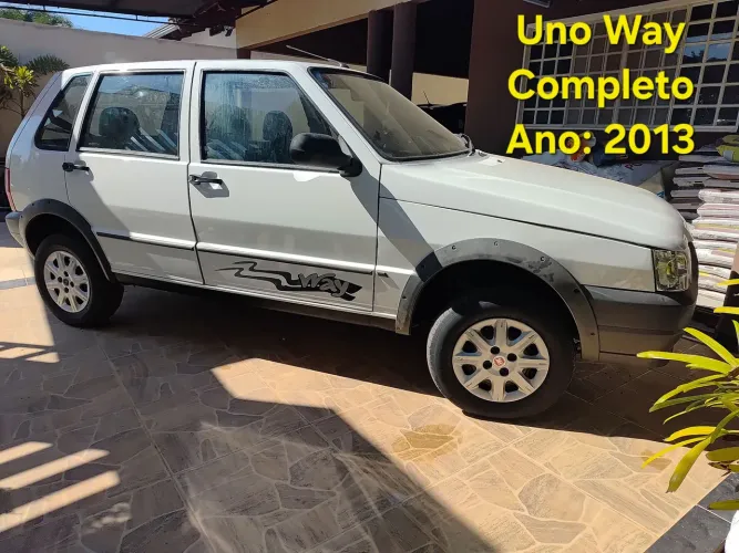 Fiat Uno Mille Celeb. WAY Econ. 1.0 F.flex 4P 2013