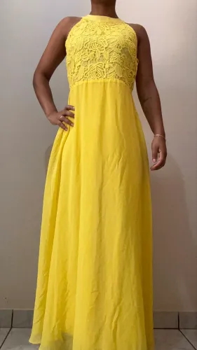 Vestido longo amarelo de festa