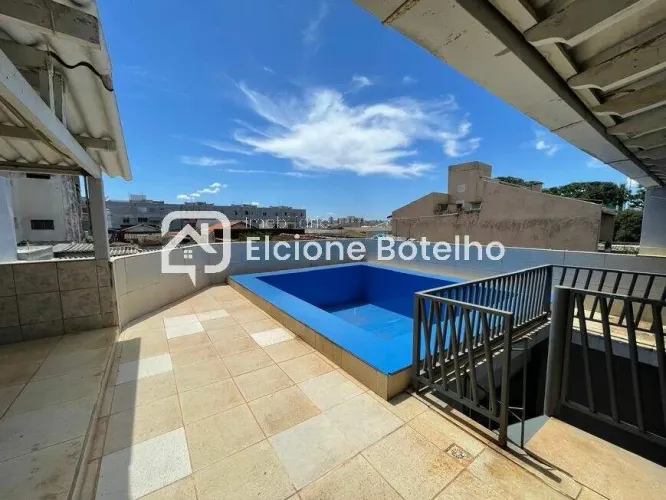 Casa para aluguel, 8 quartos, 2 vagas, NOSSA SENHORA APARECIDA - Uberlândia/MG