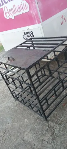 Gaiola para venda de coco