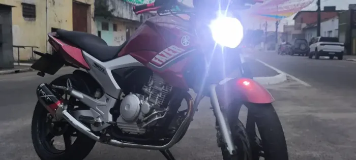 Fazer 250 pra vender logo