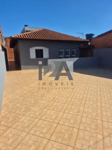 Casa a Venda em Piedade SP Bairro Butuca com 03 dorms sendo 01 suite e 02 vagas de garagem