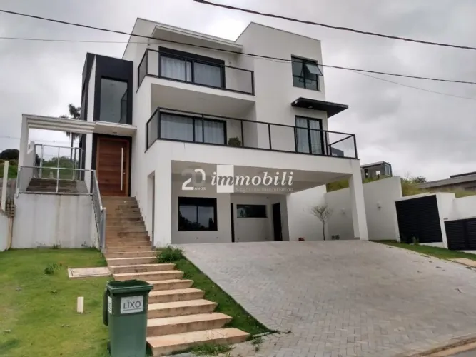Casa à venda em Cotia, Loteamento Residencial Lago do Sol, com 3 suítes, com 500 m²