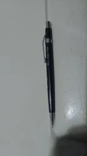 Lapiseira Pentel P205 0,5mm cor Preta