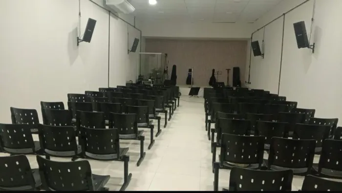 Cadeiras para igrejas