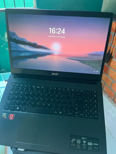 Notebook acer aspire 3 AMD