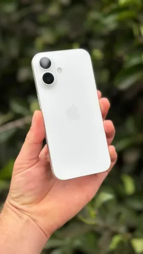iPhone 16 128GB