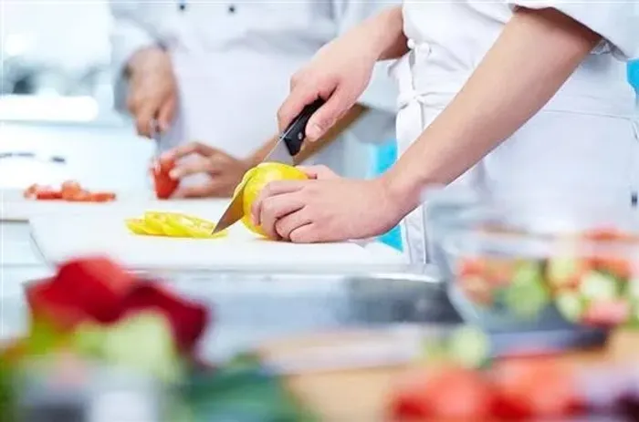 Auxiliar de Cozinha
