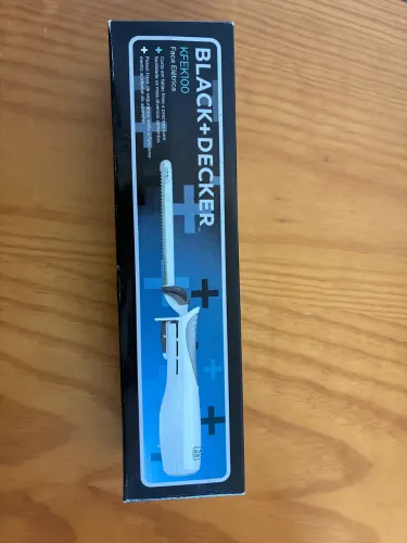 Vendo faca elétrica, nunca usada. R$80,00