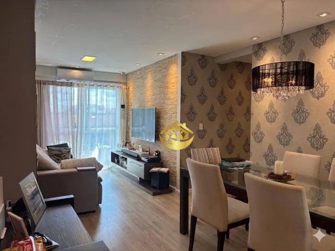 Apartamento com 3 dormitórios para alugar, 79 m² por R$ 4.160,00/mês - Capão Raso - Curiti