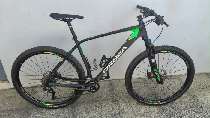 Bike Fibra de Carbono Européia