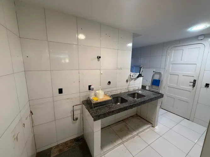 Bancada com 2 cubas para cozinha 1,89x0,62m