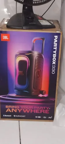 Vendo JBL partybox 330 lançamento lacrada zero bala apenas 2.900 reais ZAP *90