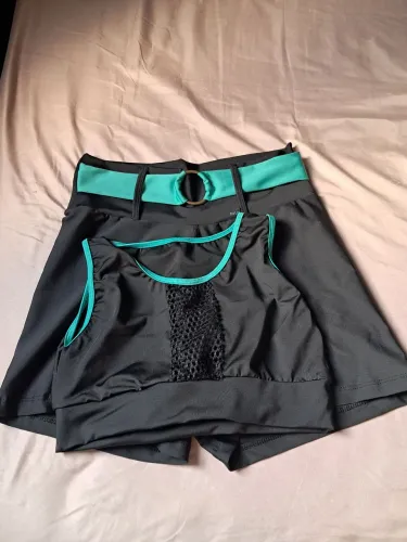 Roupa de Academia veste do 38 ao 42