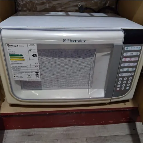 Vendo microondas em ótimo estado.