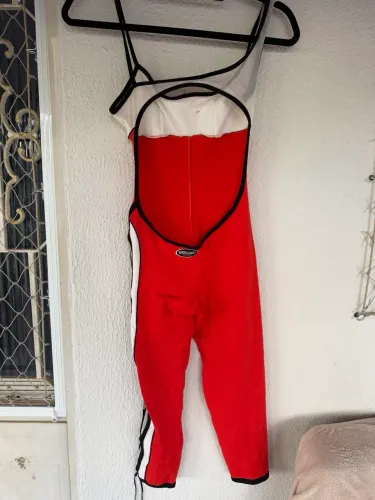 Macaquinho Fitness Garota Carioca Body Power Vermelho Com Tule
