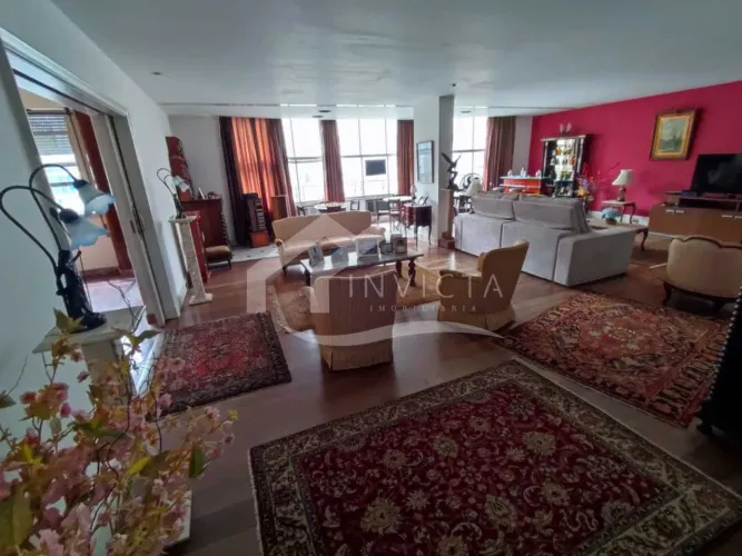 Apartamento de Luxo no Posto 5 Conforto e Funcionalidade