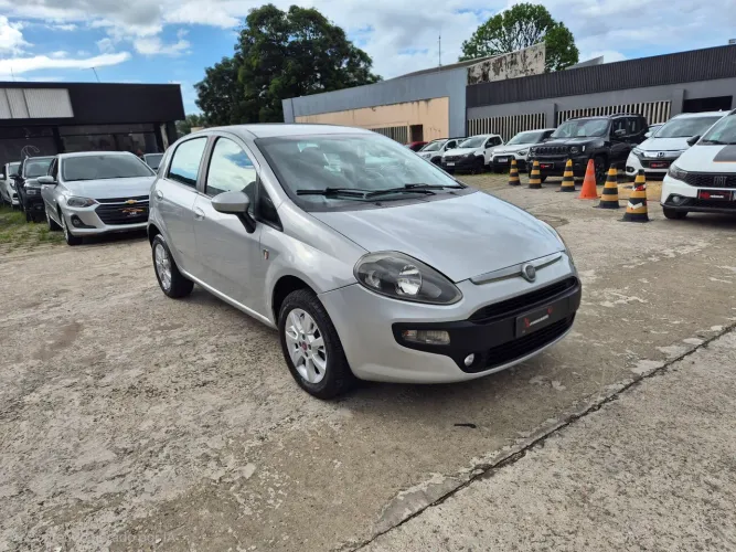 Fiat Punto Attractive Italia 1.4 F.flex 8V 5P 2016