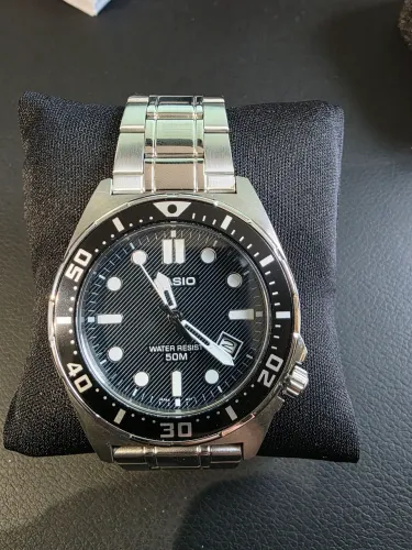 Relógio Casio Middle East & África MTD-135D