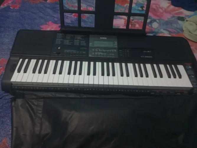 Teclado Arranjador CT-X 800