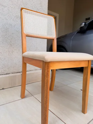 Cadeira de Jantar - 6 Unidades (NOVAS E LACRADAS)