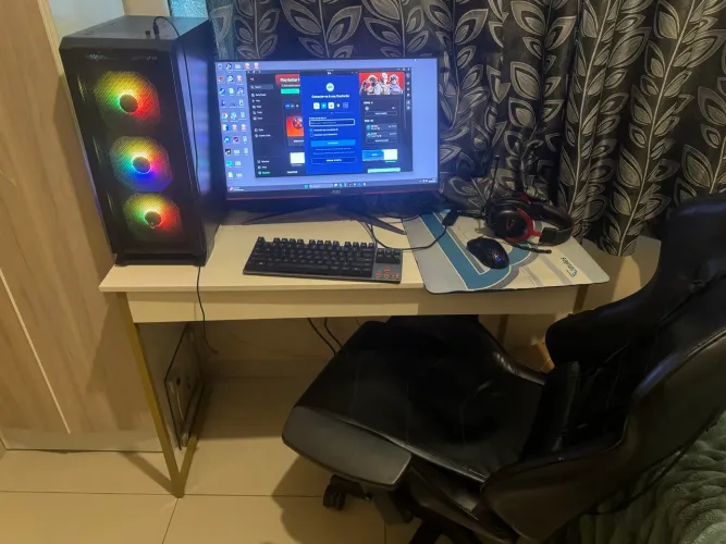 PC Gamer High-End Ryzen 7 5700X3D + RTX 4060 + Monitor 240Hz