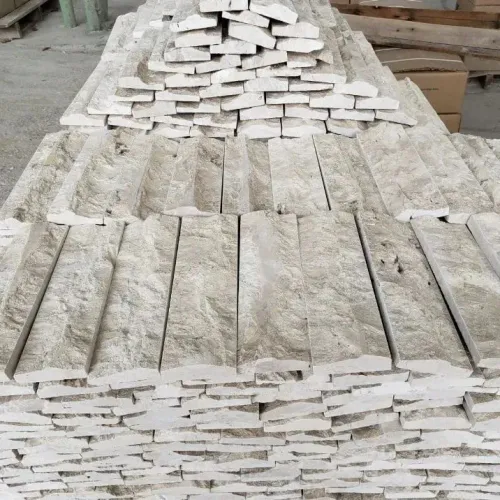 Tijolos rockface gesso