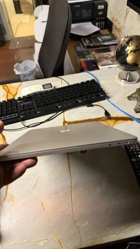 MacBook Pro 16 (2019) RARO
