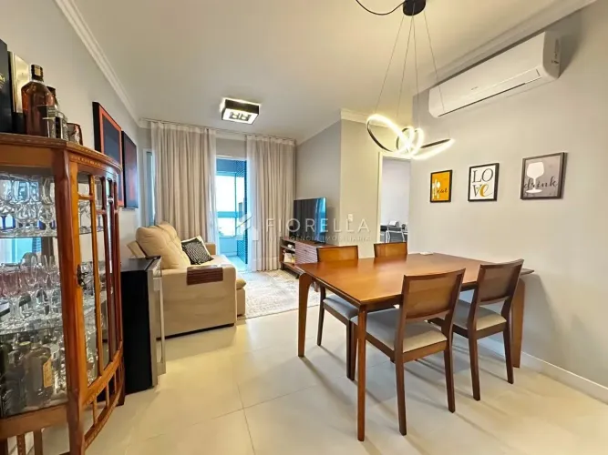 Apartamento vista livre, mobiliado, 02 dormitórios com suíte, em Campinas/São José.