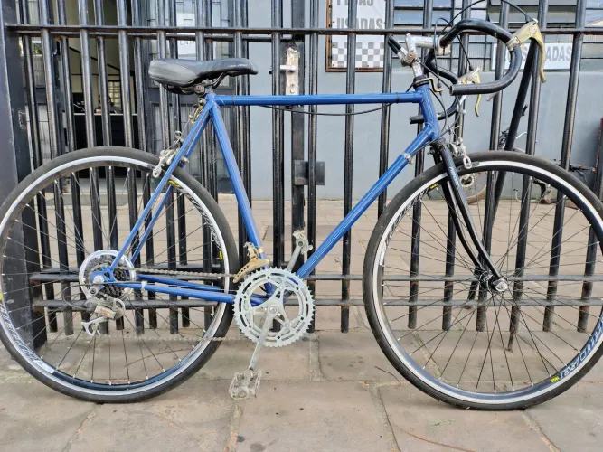 Bicicleta Caloi 10 Speed c/ Marchas Aro 27