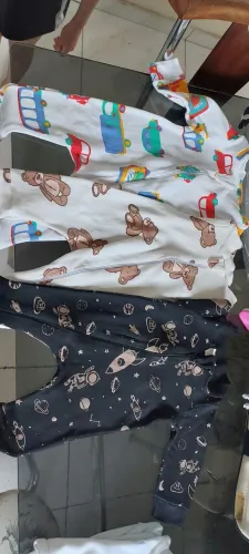 Lote de bebê menino