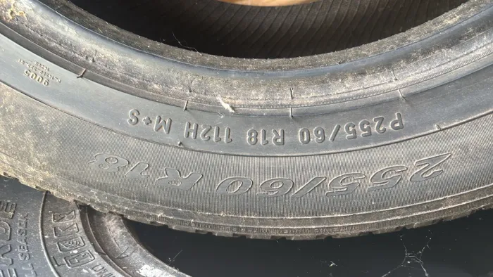 Pneus seminovos