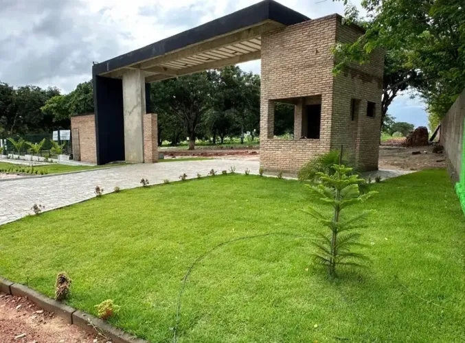 LOTE EM CONDOMINIO OPORTUNIDADE EM FRENTE AO CLUBE TEM 200 metros BAIRRO Jardim - Paracuru