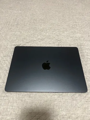 MacBook Air 13 polegadas M3 - 2024 SSD 256 GB RAM 8 GB. Bateria 100%