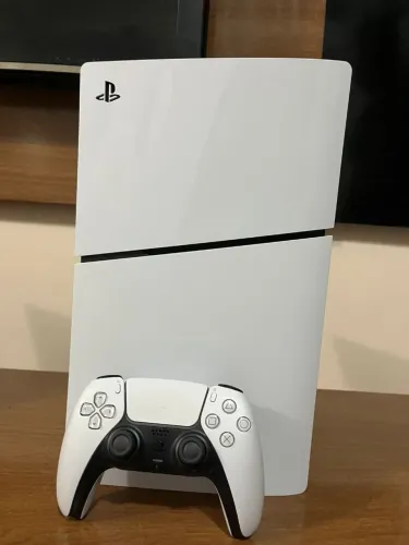 Ps5 Slim com 1 controle