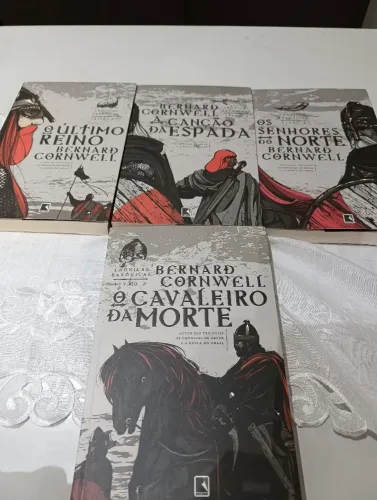 Coleção Crônicas Saxônicas - Bernard Conrwell