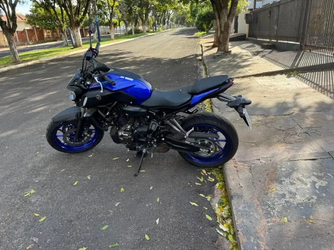 Yamaha MT - 07 689 cc